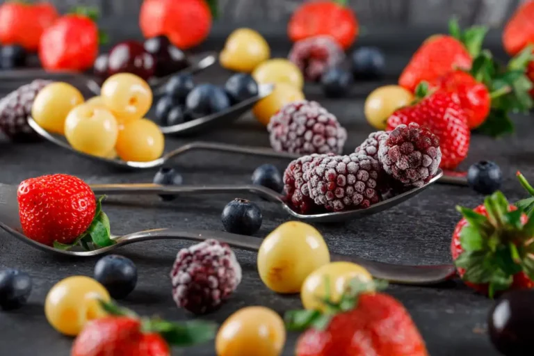 How Frozen Fruit Helps Bangkok Cafés and Hotels Maintain Consistent Quality Year-Round